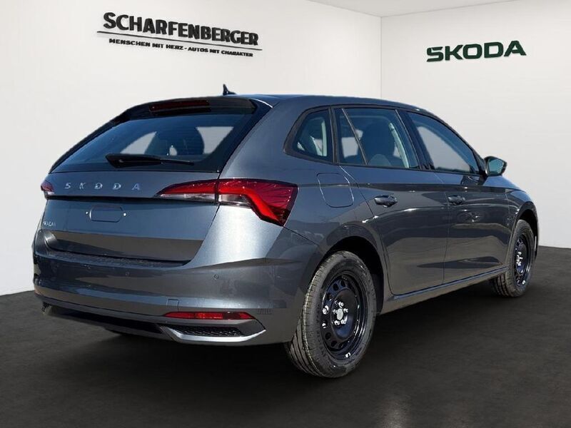 Neu Skoda Scala Essence 116 PS (85 kW) 2025 Grau Kleinwagen