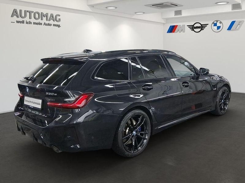 Gebraucht BMW 330e Performance 292 PS (214 kW) 2022 Schwarz Limousine