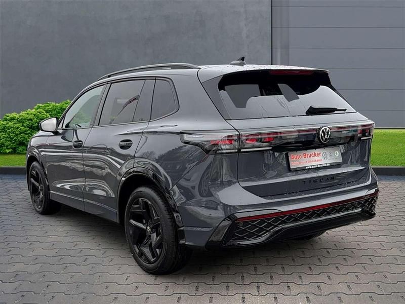 Neu VW Tiguan R-line 150 PS (110 kW) 2026 Delfingrau SUV