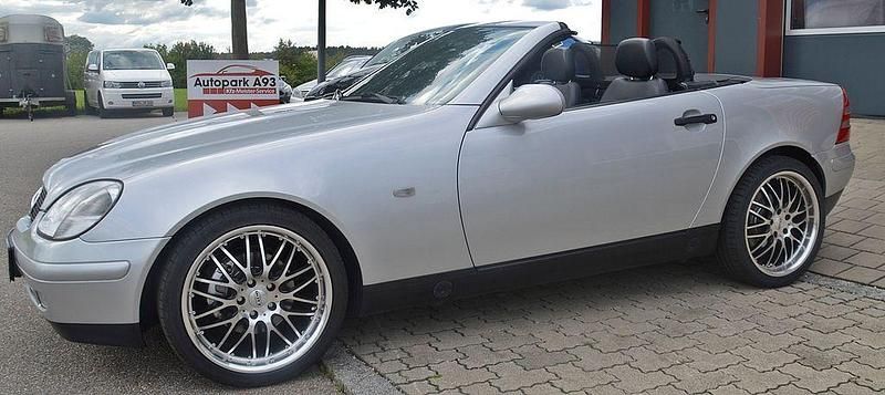 Gebraucht Mercedes SLK200 136 PS (100 kW) 1999 Silber Cabrio