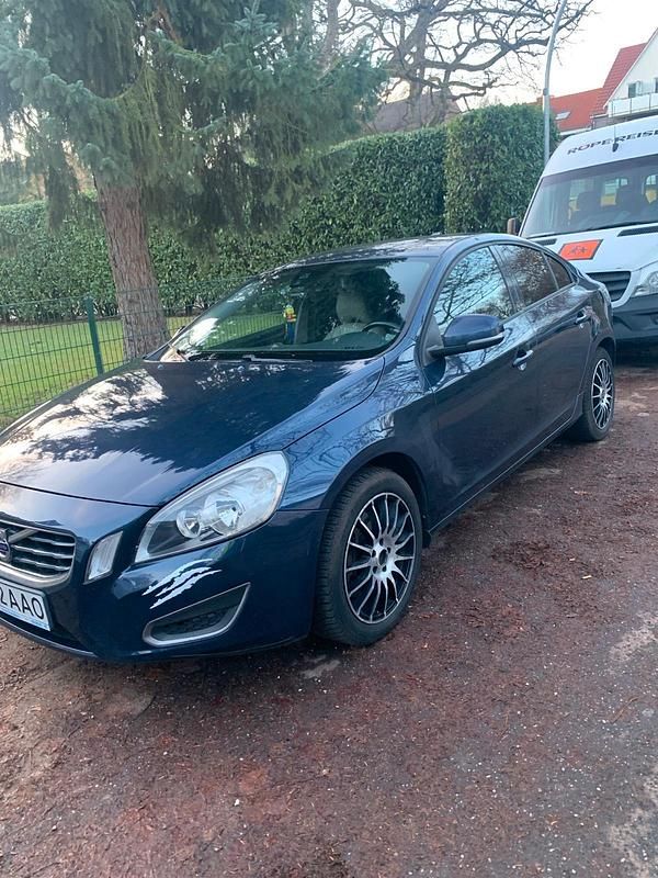 Gebraucht Volvo S60 215 PS (158 kW) 2013 Blau Limousine