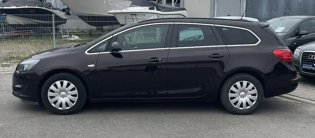 Gebraucht Opel Astra Style 140 PS (102 kW) 2015 Braun Kombi