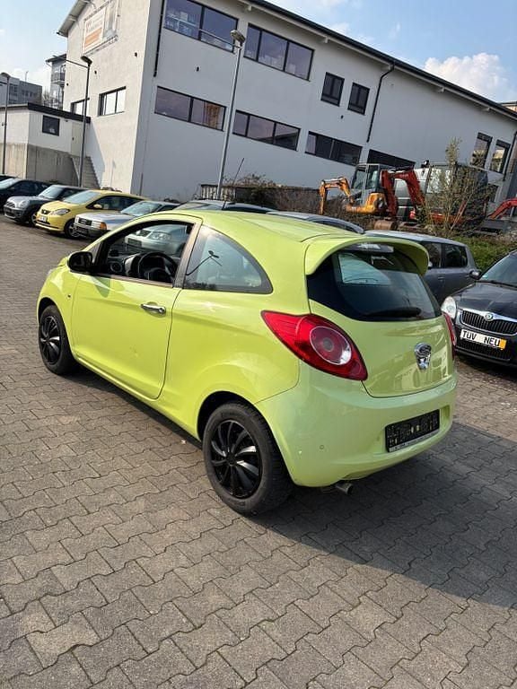 Gebraucht Ford Ka Trend 69 PS (50 kW) 2010 Gelb Kleinwagen