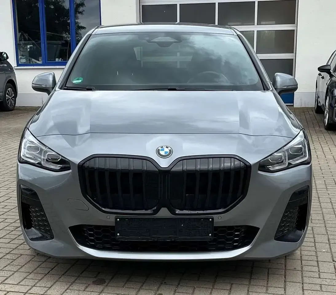 Gebraucht BMW 218 M Sport 136 PS (100 kW) 2024 Skyscraper grau Coupé