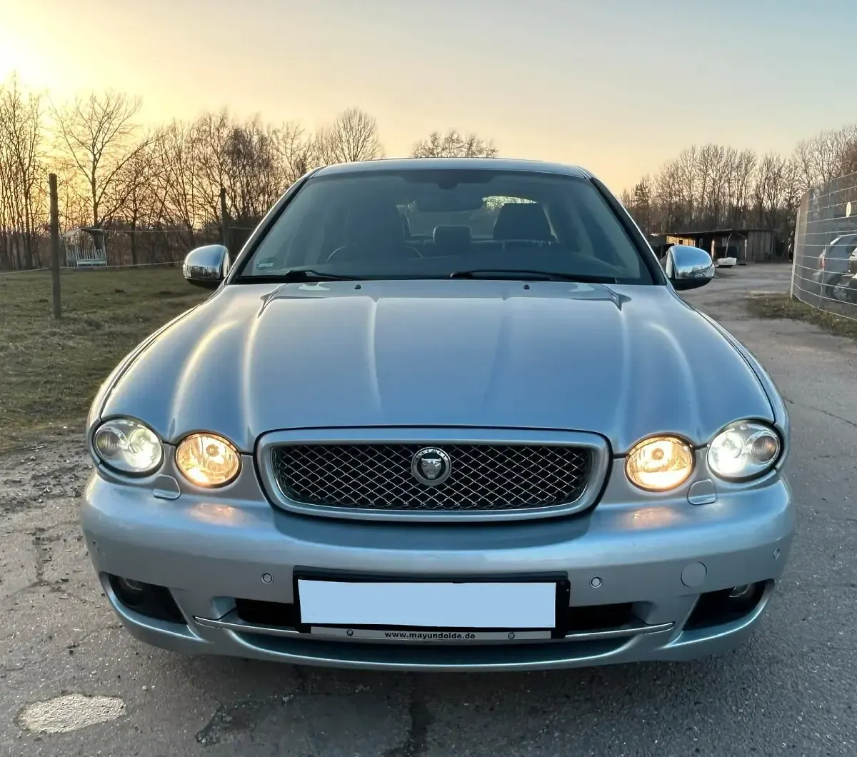 Begagnad Jaguar X-type Executive 145 HK (106 kW) 2008 Silver Sedan
