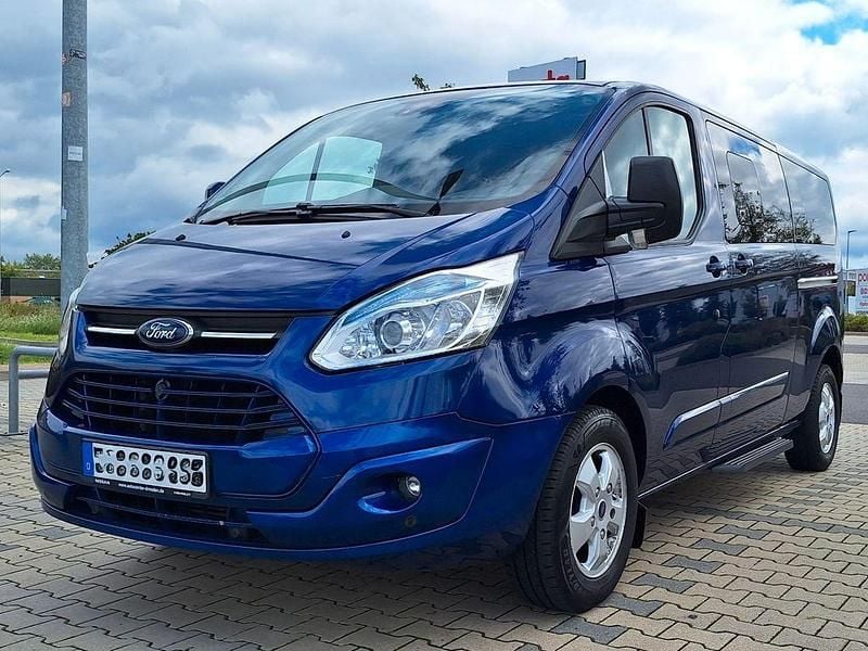 Blau Gebraucht 2017 Ford Tourneo Custom Titanium Van / Kleinbus | 15.999 € (Superpreis) - Bild 1/4