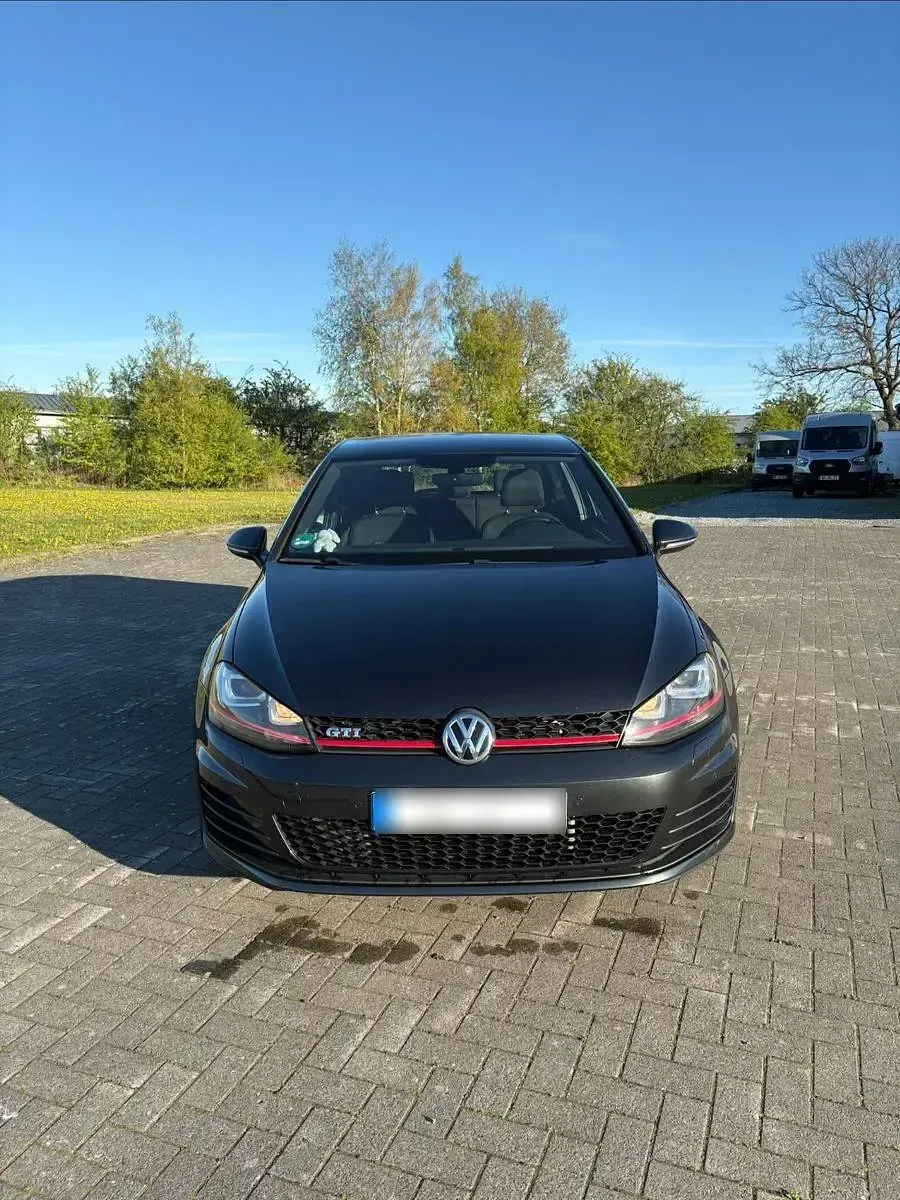 Gebraucht VW Golf VII GTI 220 PS (161 kW) 2016 Grau Limousine