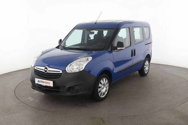 Blau Gebraucht 2016 Opel Combo Selection Van / Kleinbus | 10.690 € (Teuer) - Bild 1/3