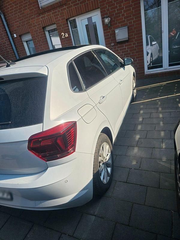 Gebraucht VW Polo 95 PS (69 kW) 2019 Weiß Kleinwagen