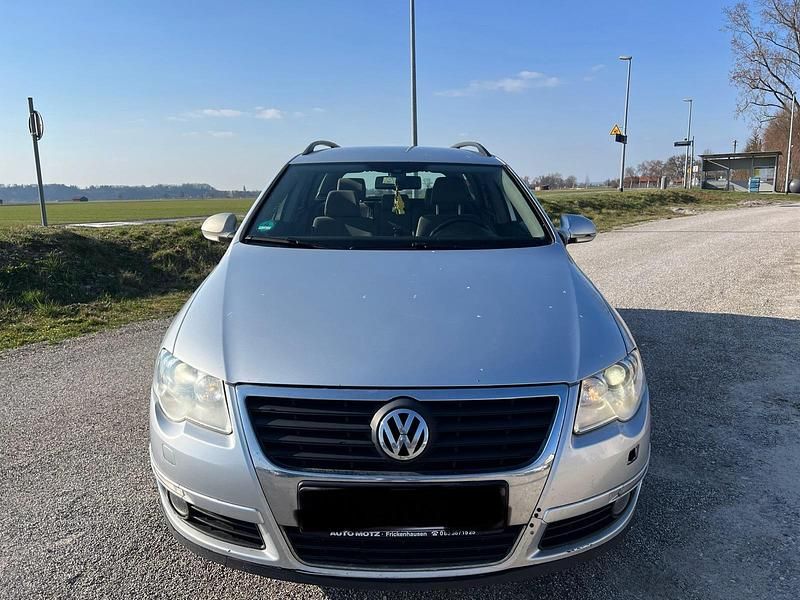 Second-hand VW Passat 170 CP (125 kW) 2010 Argintiu Break
