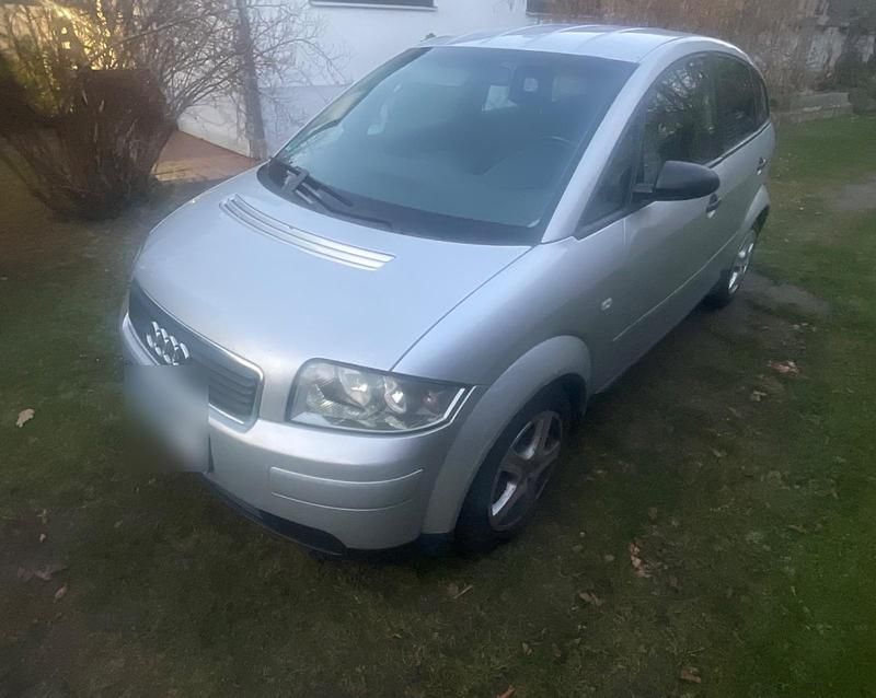 Gebraucht Audi A2 65 PS (47 kW) 2001 Silber Kleinwagen