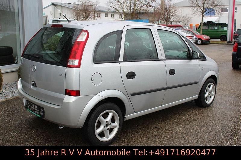 Gebraucht Opel Meriva 101 PS (74 kW) 2005 Silber Van / Kleinbus