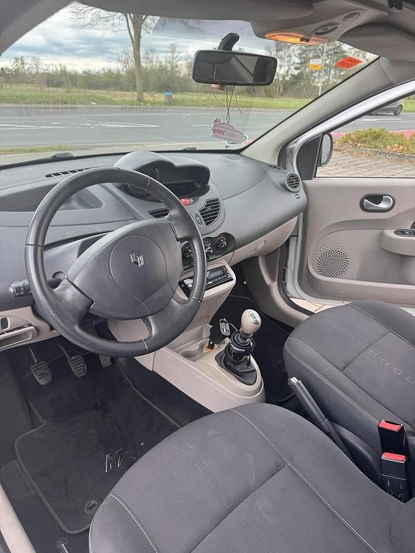 Gebraucht Renault Twingo 2010 Weiß Kleinwagen