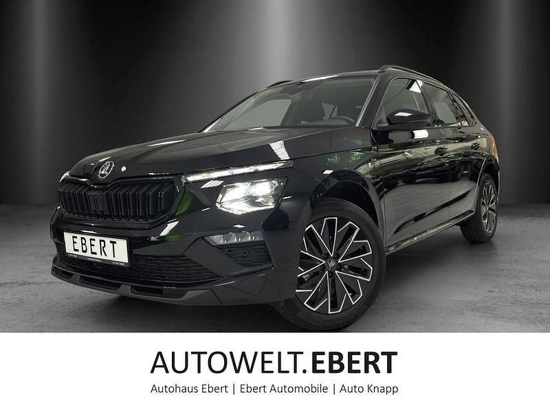 Black metallic Neu 2025 Skoda Kamiq Tour SUV | 31.780 € (Teuer) - Bild 1/4