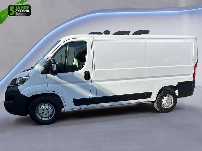 Gebraucht Opel Movano 140 PS (102 kW) 2022 Casablanca weiß Van