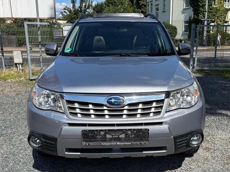 Silber Gebraucht 2013 Subaru Forester SUV | 7.750 € (Superpreis) - Bild 1/4