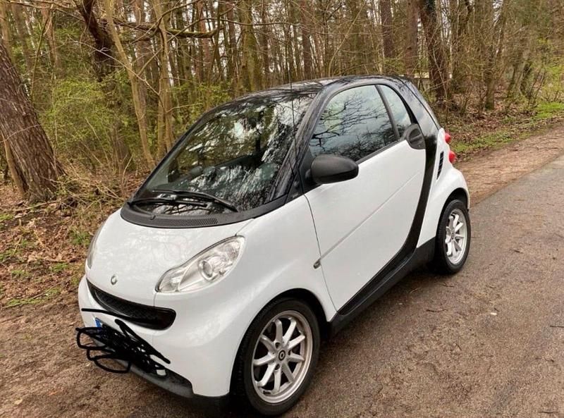 Gebraucht Smart ForTwo Coupé Passion 71 PS (52 kW) 2009 Weiß Coupé