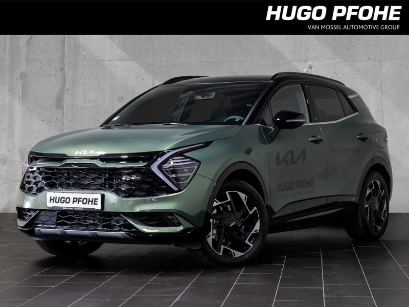 Experience green metallic mit Gebraucht 2024 Kia Sportage 2 SUV | 45.990 € (Guter Preis) - Bild 1/4