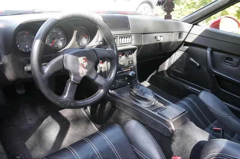 Gebraucht Porsche 924 165 PS (121 kW) 1987 Rot Coupé