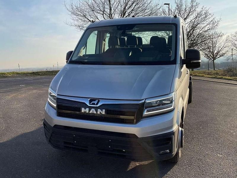 Neu MAN TGE 163 PS (119 kW) 2025 Reflexsilber metallic Van