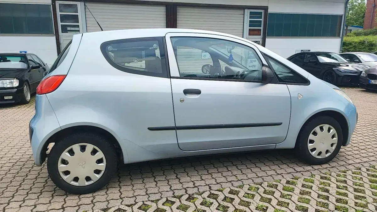 Gebraucht Mitsubishi Colt 75 PS (55 kW) 2008 Blau Limousine