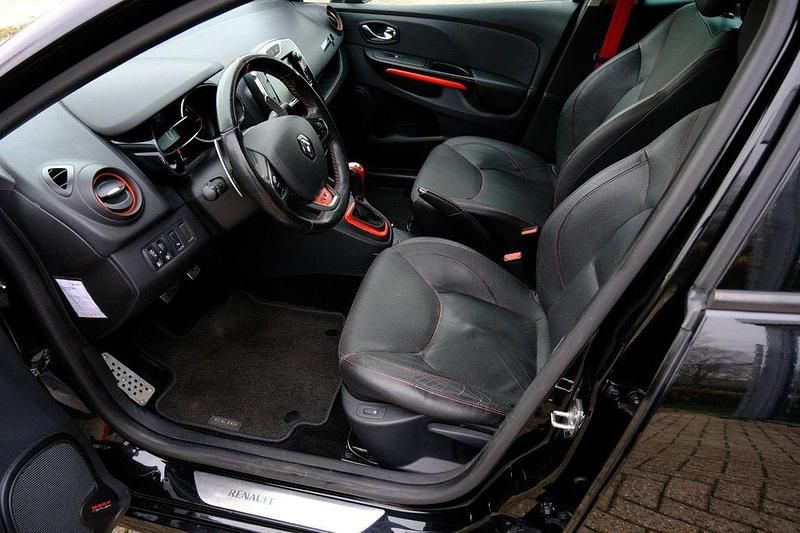 Gebraucht Renault Clio R.S. R.S. 200 PS (147 kW) 2013 Schwarz Kleinwagen