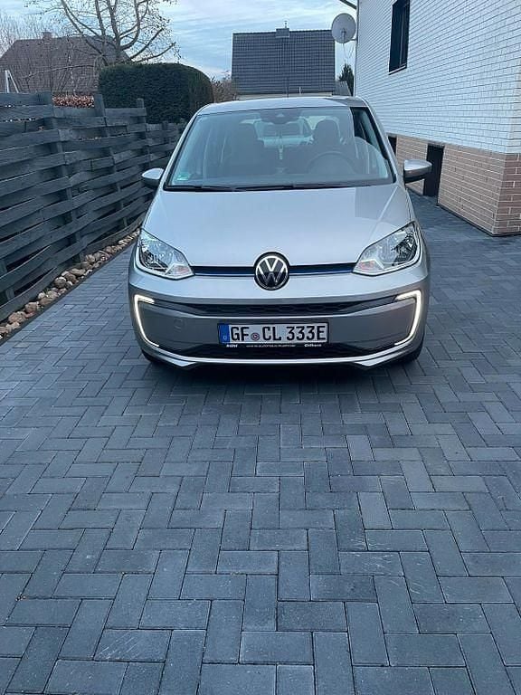 Gebraucht VW e-up! Style 61 kW (83 PS) 2022 Schwarz Kleinwagen