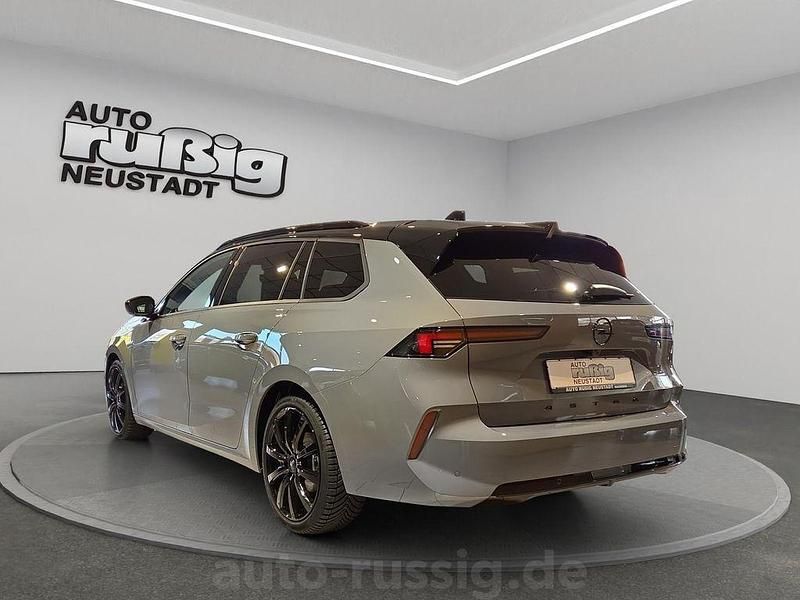 Gebraucht Opel Astra 131 PS (96 kW) 2025 Grafik grau (uni) Kombi