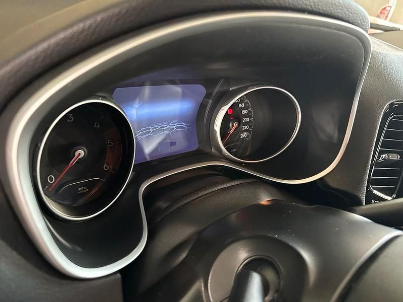 Gebraucht Jeep Compass Limited 140 PS (102 kW) 2019 Weiß SUV