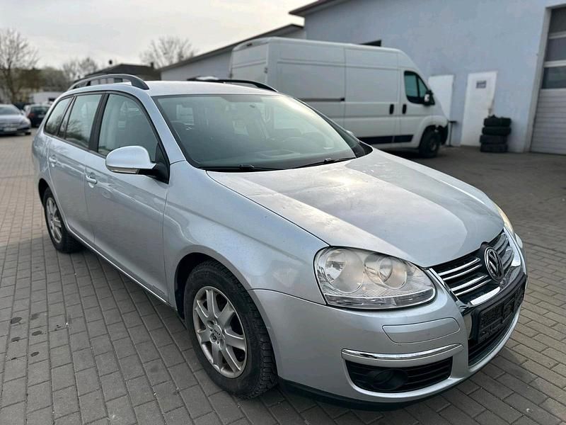 Gebraucht VW Golf V 105 PS (77 kW) 2007 Silber Kombi