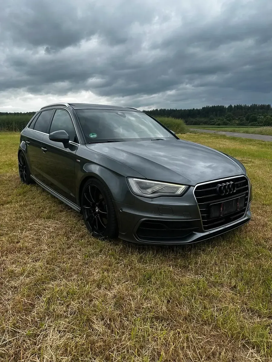 Używany Audi A3 S-Line 184 KM (135 kW) 2014 Szary Sedan/Limuzyna