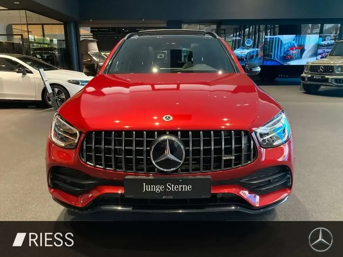Gebraucht Mercedes GLC300e AMG 306 PS (225 kW) 2022 Manufaktur lack manufaktur hya SUV