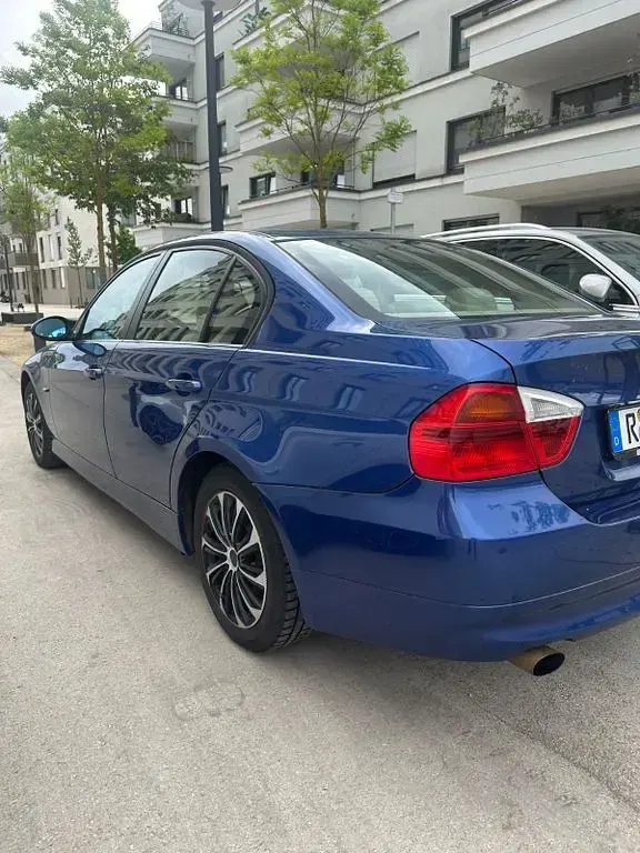 Brugt BMW 318 129 HK (94 kW) 2006 Blå Sedan