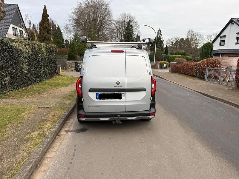 Silber Gebraucht 2021 Renault Kangoo Limousine | 16.500 € (Etwas zu teuer) - Bild 1/4