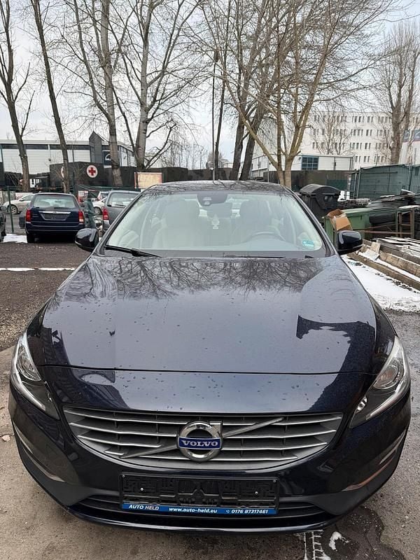 Gebraucht Volvo S60 120 PS (88 kW) 2017 Schwarz Limousine