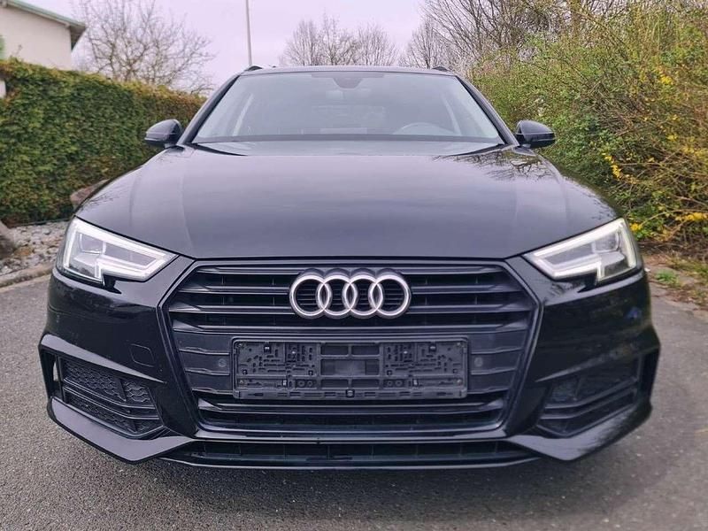 Schwarz Gebraucht 2017 Audi A4 Sport Kombi | 16.700 € (Guter Preis) - Bild 1/4