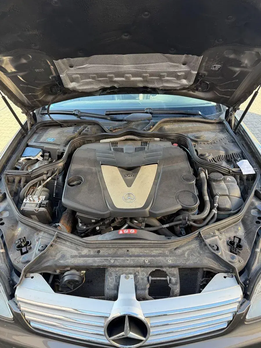 Gebraucht Mercedes CLS320 224 PS (164 kW) 2007 Beige Coupé