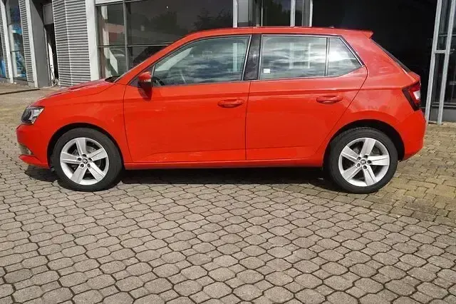 Gebraucht Skoda Fabia Active 75 PS (55 kW) 2018 Rot Limousine
