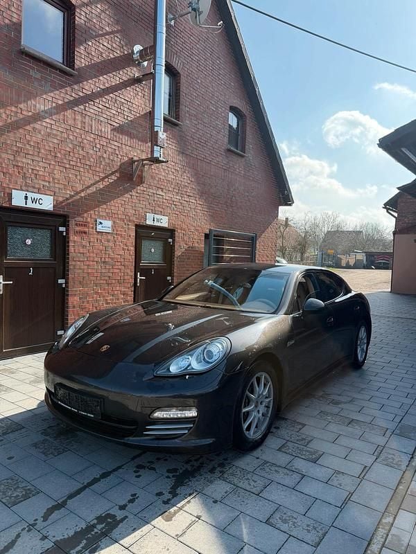 Gebraucht Porsche Panamera 300 PS (220 kW) 2010 Grau Kleinwagen
