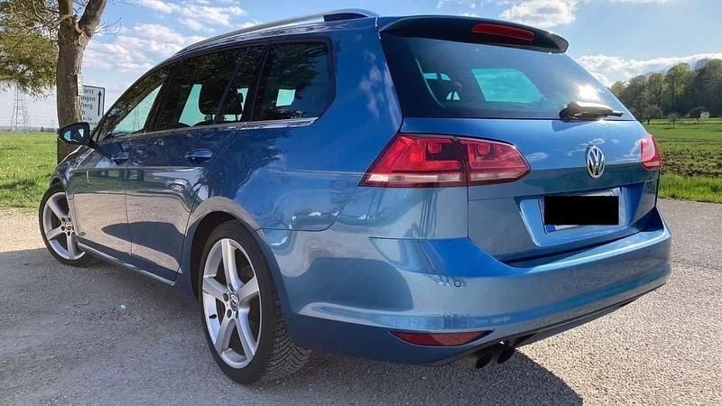 Gebraucht VW Golf VII 140 PS (102 kW) 2014 Blau Kombi