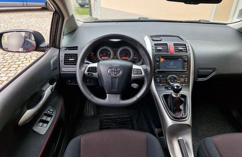 Gebraucht Toyota Auris 177 PS (130 kW) 2012 Schwarz Limousine