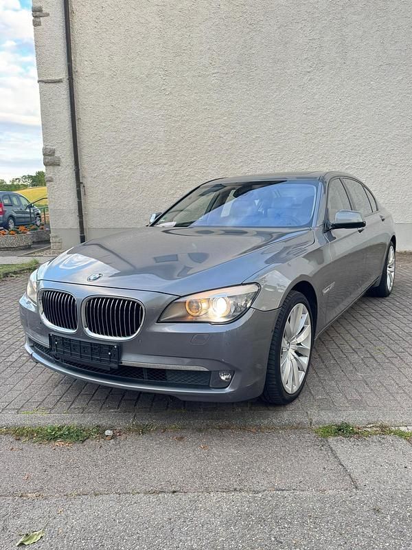 Gebraucht 2010 BMW 750L Limousine | 11.499 € (Guter Preis) - Bild 1/4