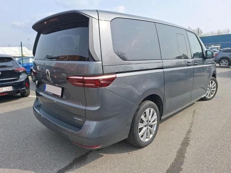 Używany VW Multivan Life 150 KM (110 kW) 2023 Minivan