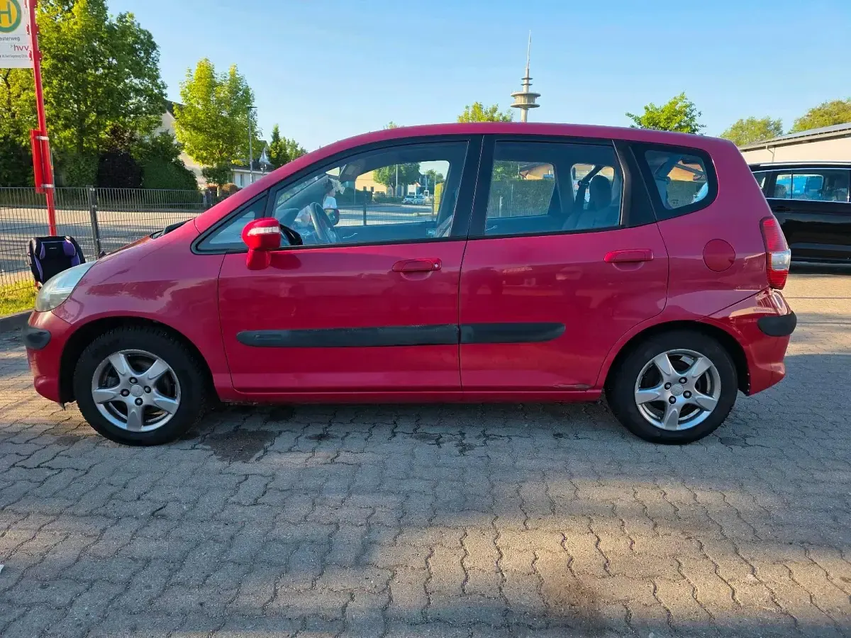 Gebraucht Honda Jazz 82 PS (60 kW) 2007 Rot Kleinwagen