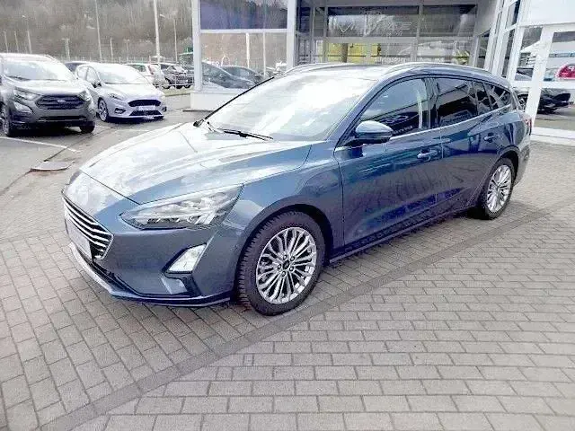 Gebraucht Ford Focus Titanium 125 PS (91 kW) 2021 Blau Kombi