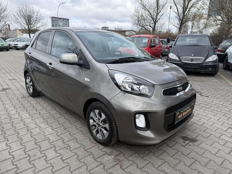 Gebraucht Kia Picanto 67 PS (49 kW) 2016 Titaniumsilber met. Kleinwagen
