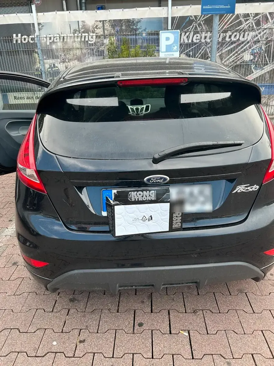 Gebraucht Ford Fiesta 140 PS (102 kW) 2011 Schwarz Kleinwagen