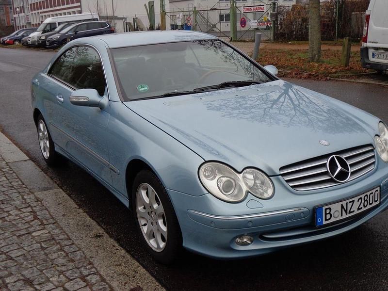 Gebraucht Mercedes CLK240 Elegance 170 PS (125 kW) 2004 Blau Coupé