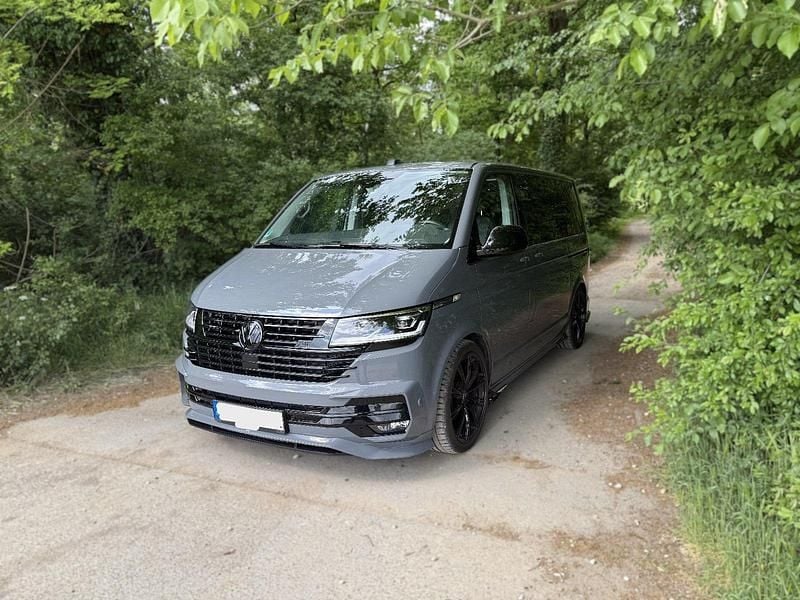 Grau Gebraucht 2023 VW T6.1 Pure Van | 84.500 € - Bild 1/4