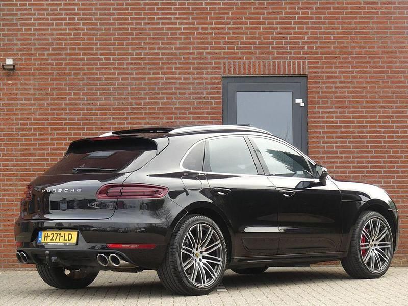 Gebraucht Porsche Macan 362 PS (266 kW) 2018 Schwarz SUV
